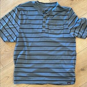 Patagonia Blue Casual Henley